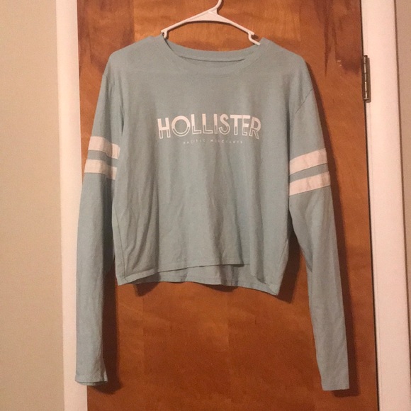 Hollister crop long sleeve graphic tee in teal - Picture 1 of 3